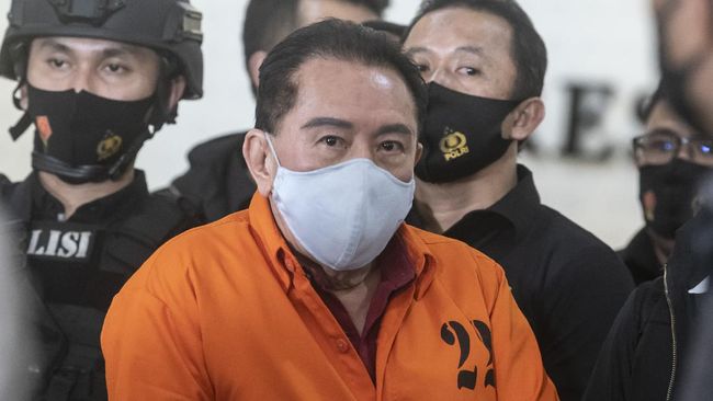 Djoko S Tjandra saat ditangkap oleh Polri. (ANTARA/CNN)